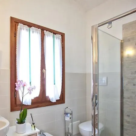 Sleeps 6 Air Con Wifi Murta Maria