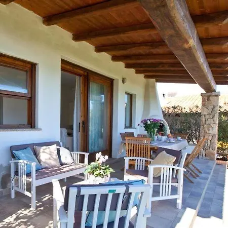 Sleeps 6 Air Con Wifi Murta Maria