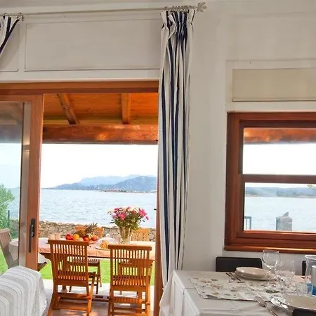 Holiday home Sleeps 6 Air Con Wifi Murta Maria